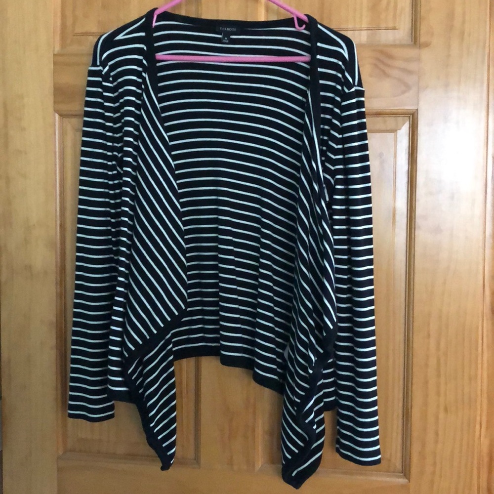 Black and white cotton sweater